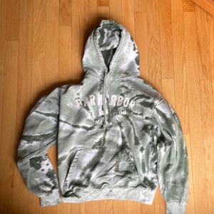 Tie dye hoodie (like new)